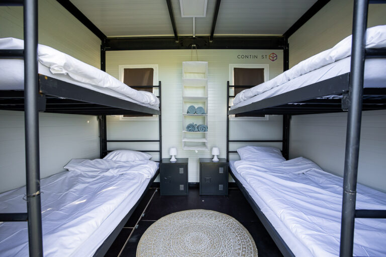 Wildeburg - Foldcabin 4p _ inside setup